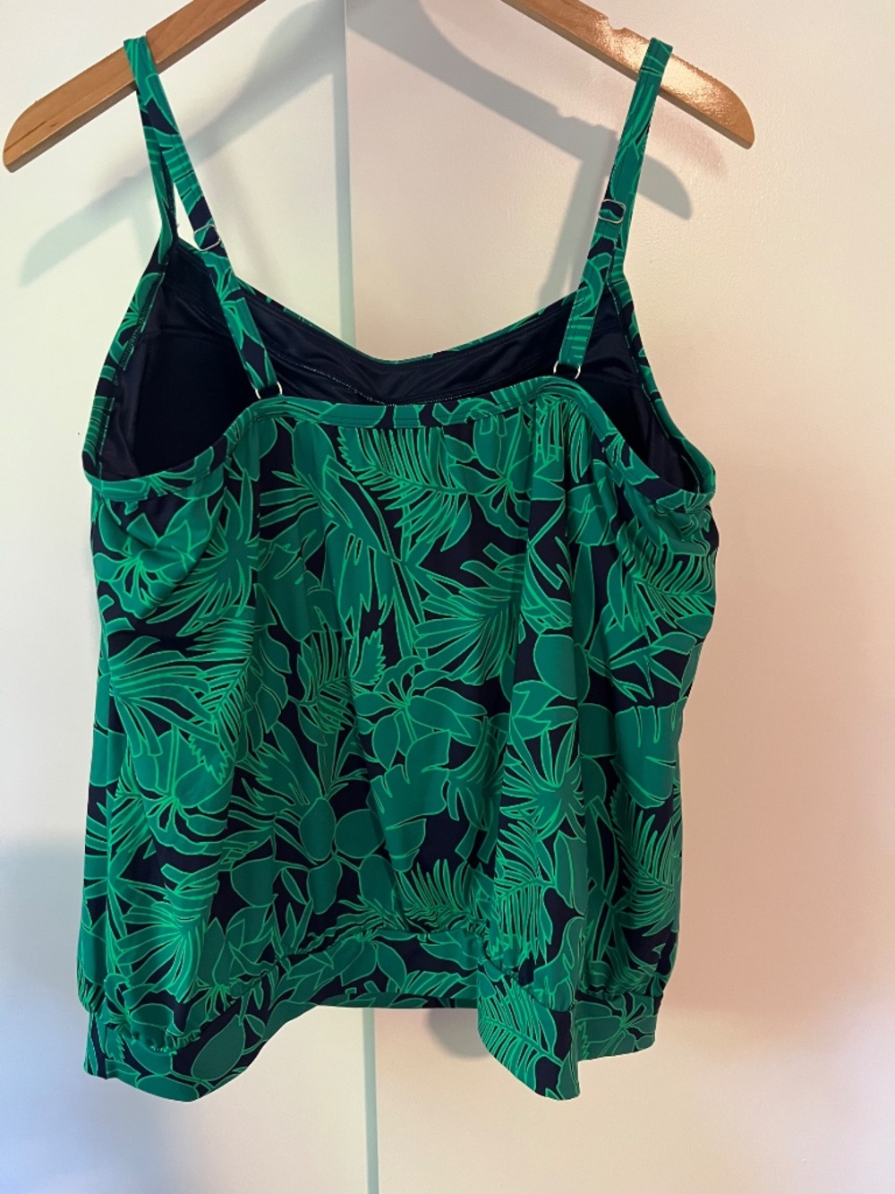 Lands’ End Women’s Tankini top 18 - Picture 3 of 6